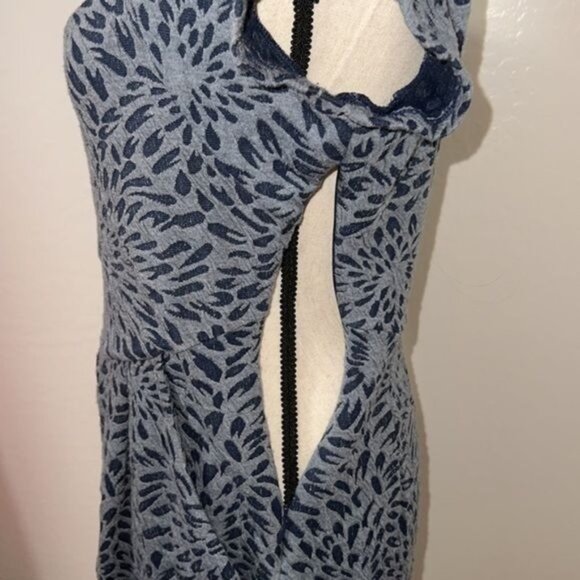 Deletta Blue Gray Floral Print Cap Sleeve Dress w/ Open Back Womens Size M - Picture 7 of 14